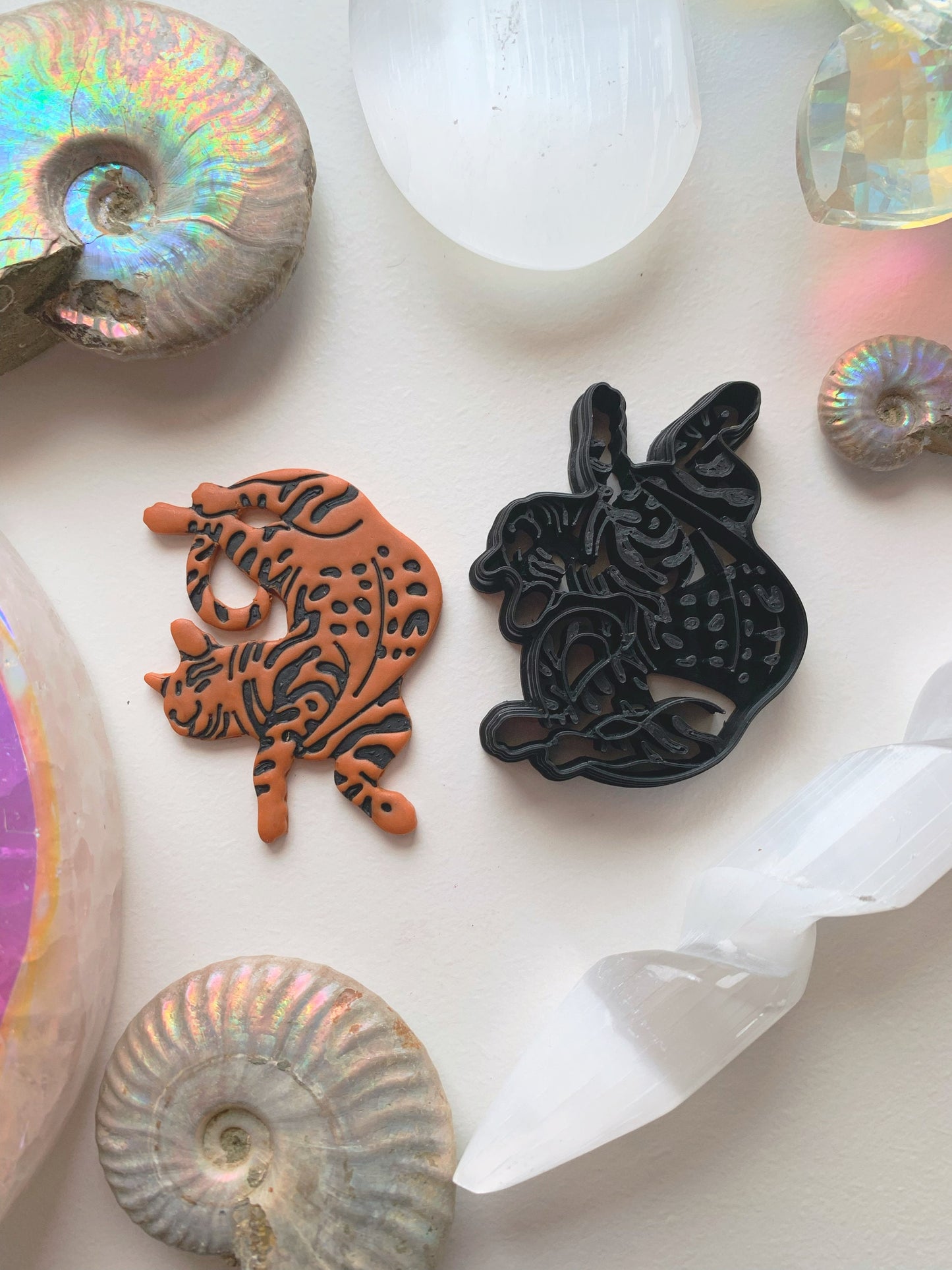 Arched Back Tabby Bengal Spotted Stretching Happy Kitty Cat - Embossed Detailed Sharp Clay Cutter