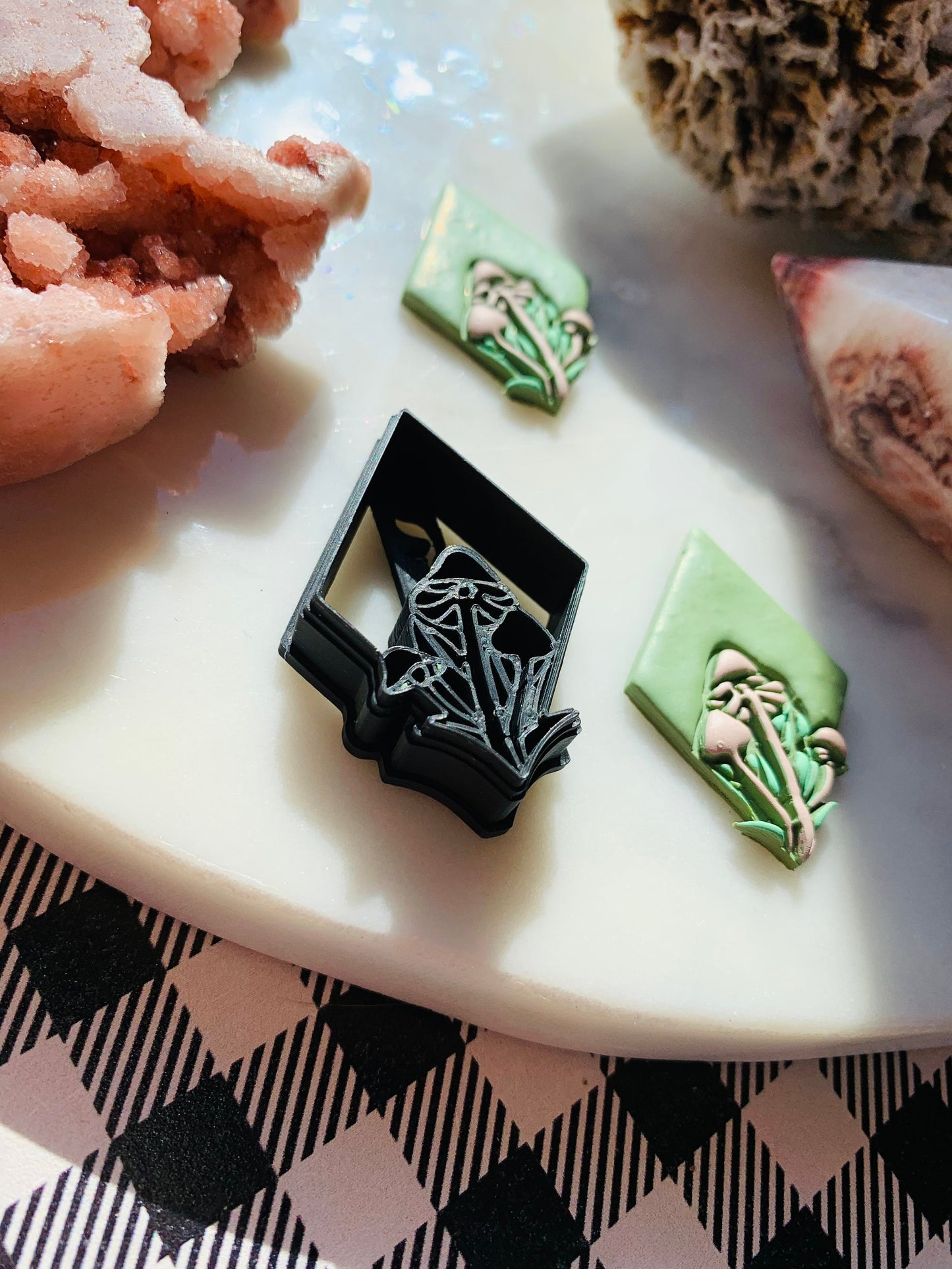 Natural Mushroom Scene in Diamond Border - Embossed Sharp Clay Cutter