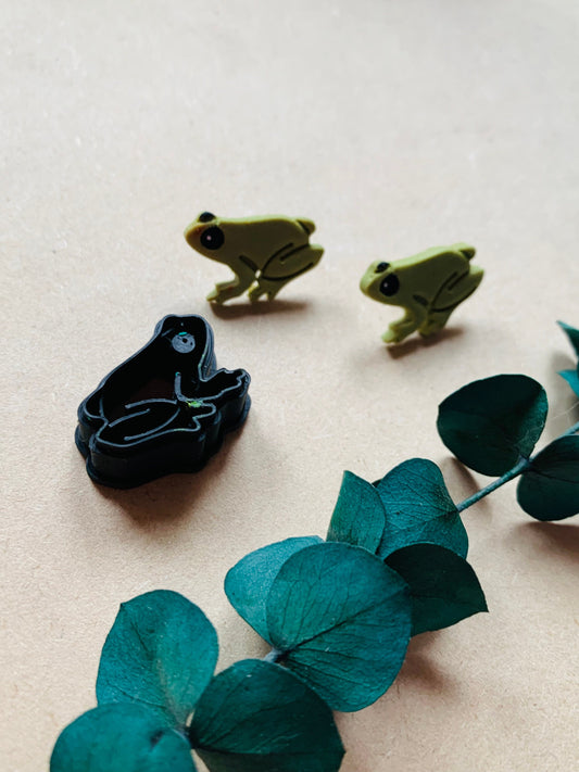 Cute Little Frog Sharp Clay Cutter