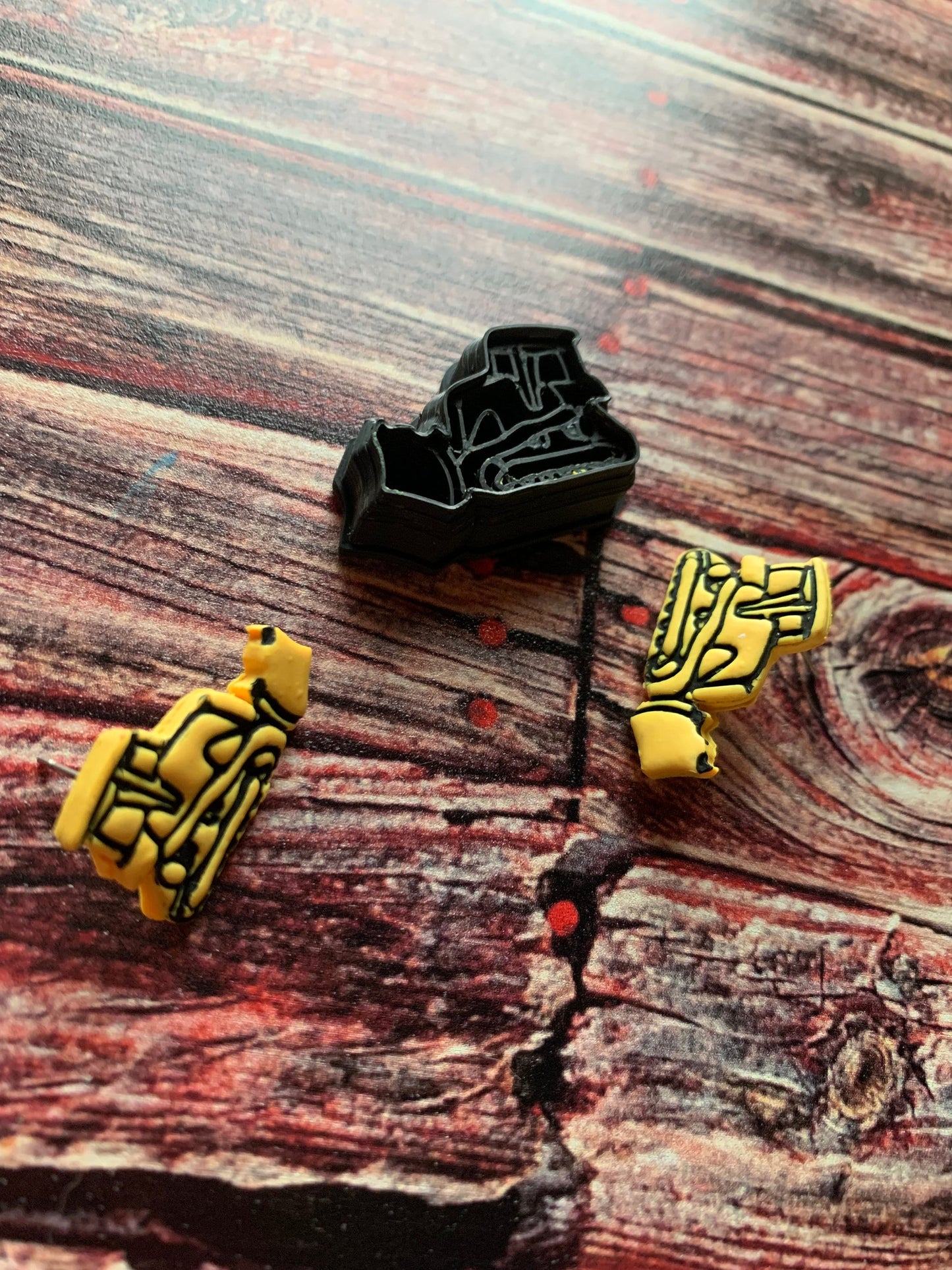 Bitty Bulldozer Studs - Embossed Sharp Clay Cutter