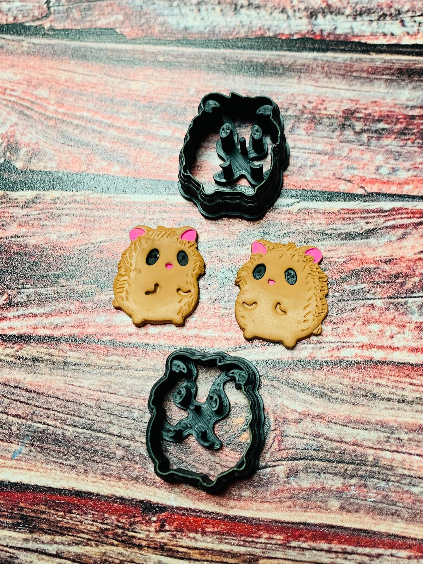 Small Hamster - Sharp Polymer Clay Cutter with Detailed Lines