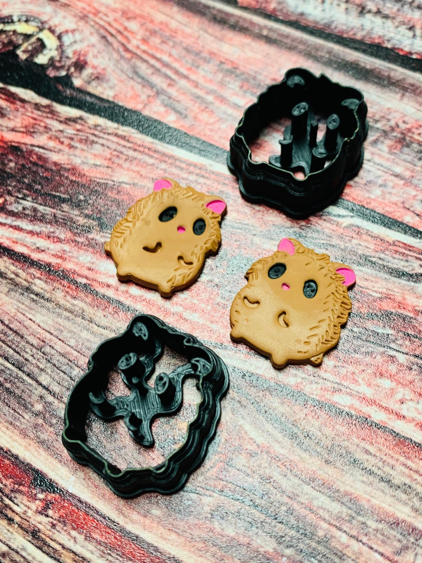 Small Hamster - Sharp Polymer Clay Cutter with Detailed Lines