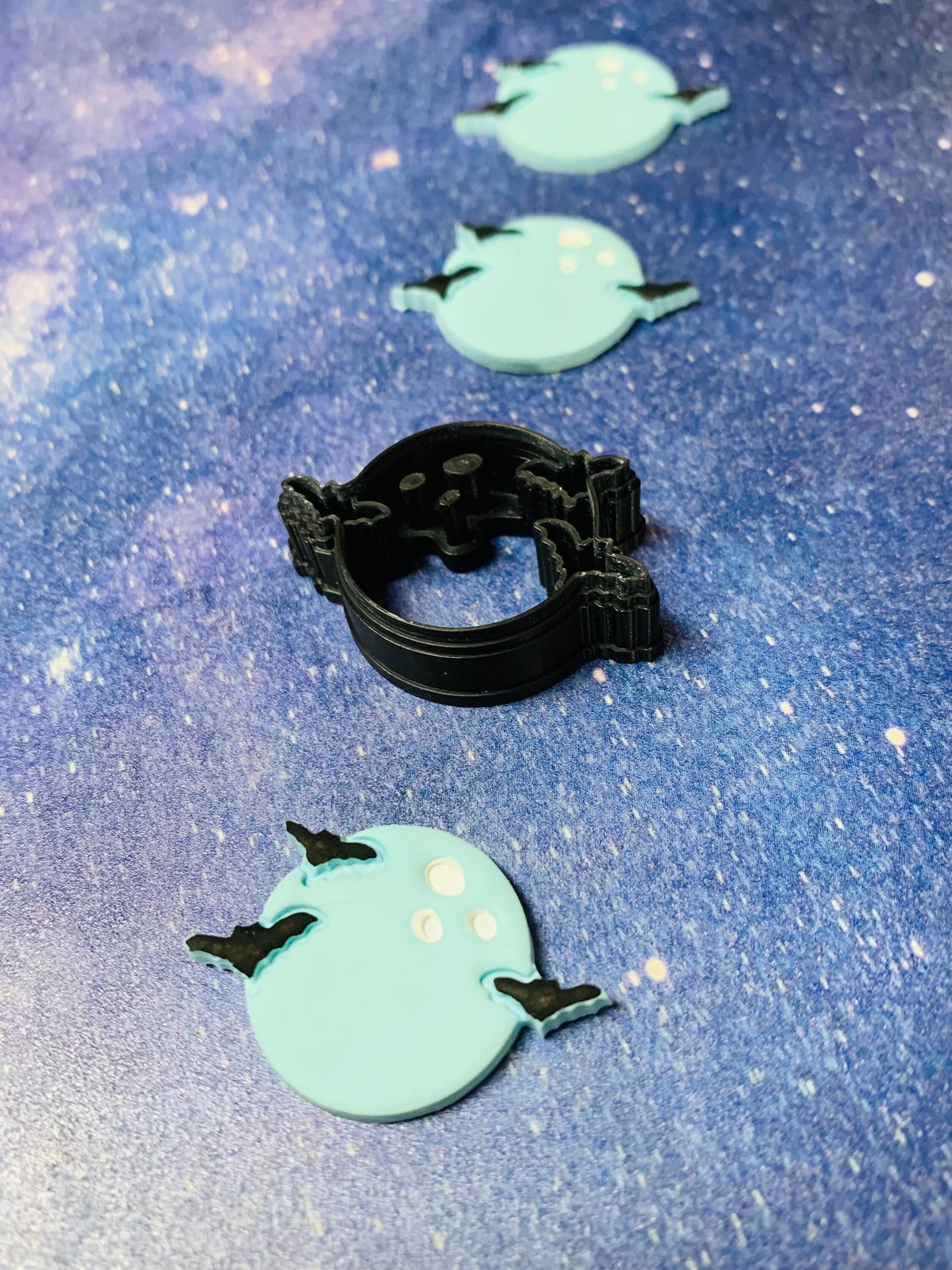 Bats & Full Moon - Sharp Polymer Clay Cutter with Detailed Lines