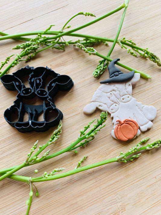 Stormy the Two Headed Cow -  Sharp Embossed Earring Clay Cutter