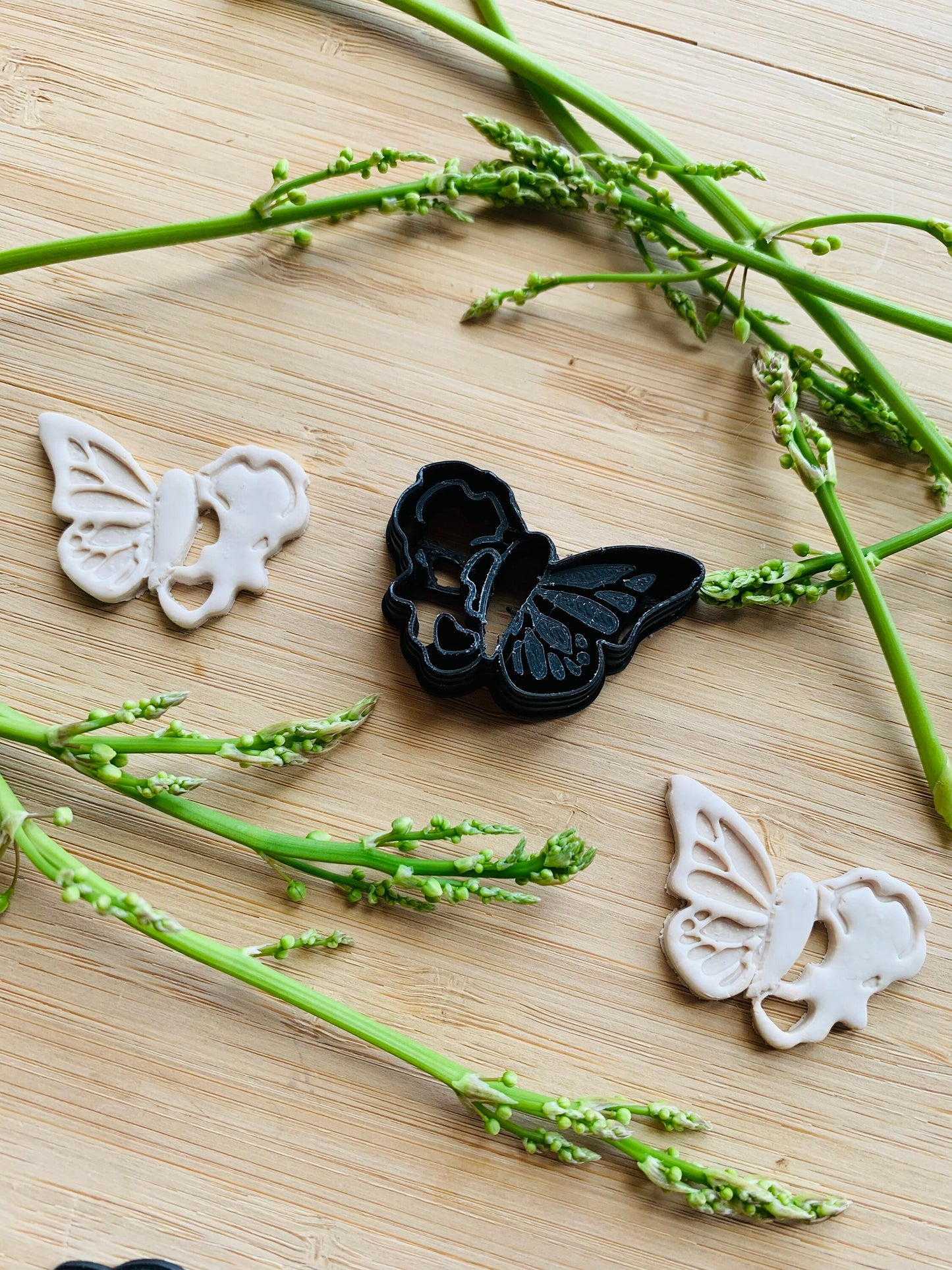 Hipbone Butterfly Wing Combination -  Sharp Embossed Earring Clay Cutter