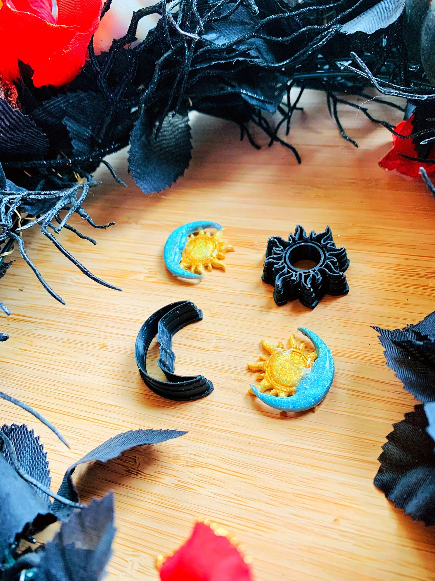 Detailed Sun and Crescent Moon Pair -  Sharp Embossed Earring Clay Cutter