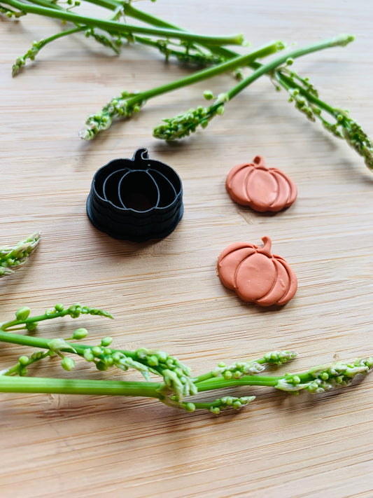 Small Pumpkin  - Embossed Sharp Clay Cutter for Stud Earrings or Accessories