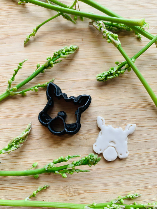 Two Headed Cow Heads -  Sharp Embossed Earring Clay Cutter
