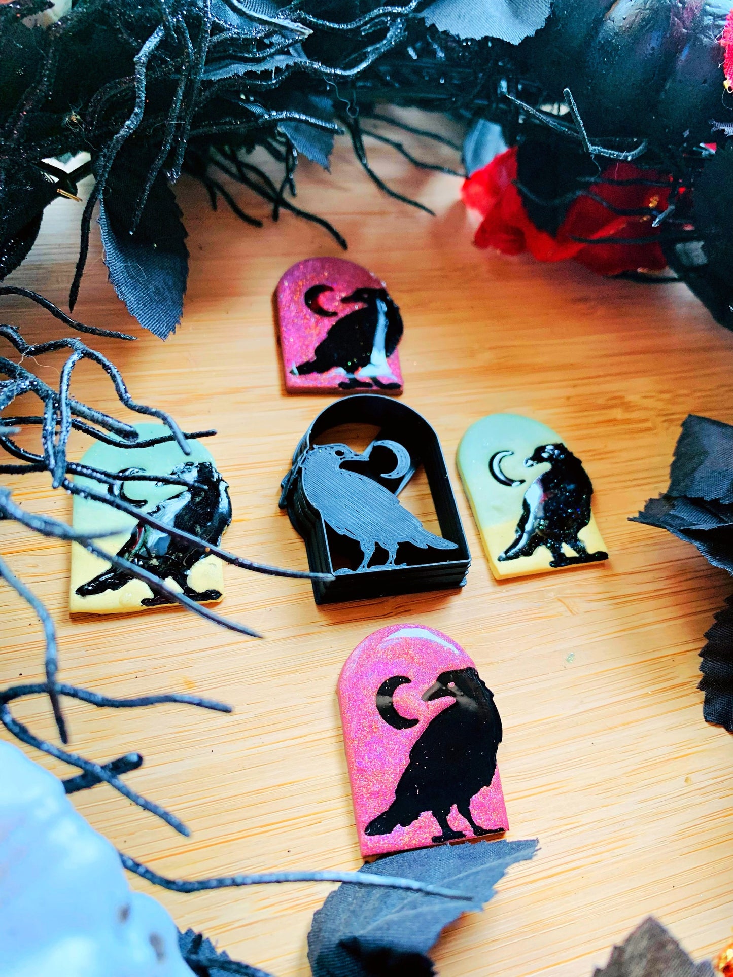 Crow and Crescent Moon in Dome -  Sharp Embossed Earring Clay Cutter