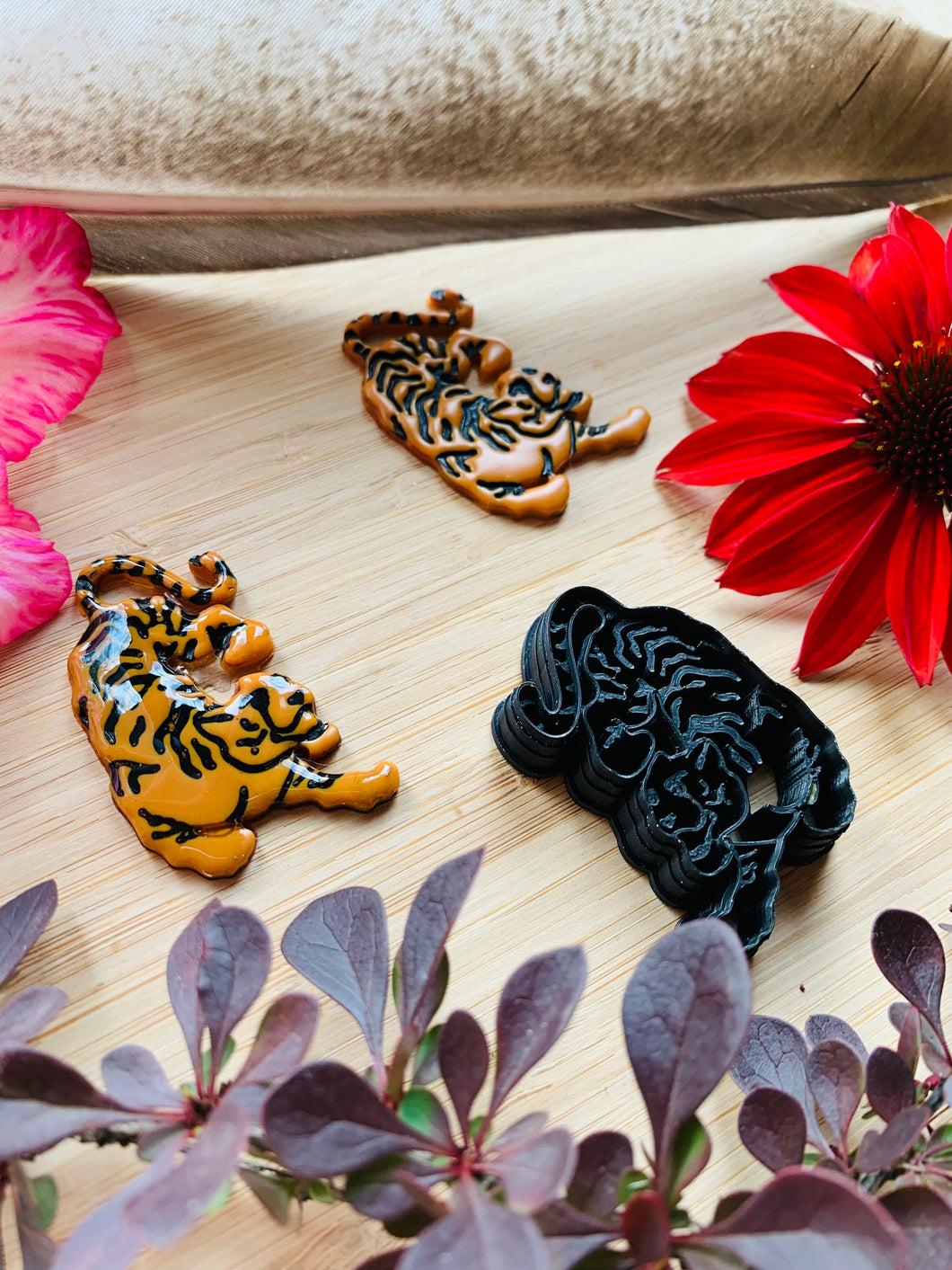Full Body Tiger Prowling - Embossed Sharp Cutter for Clay, Fondant, and More
