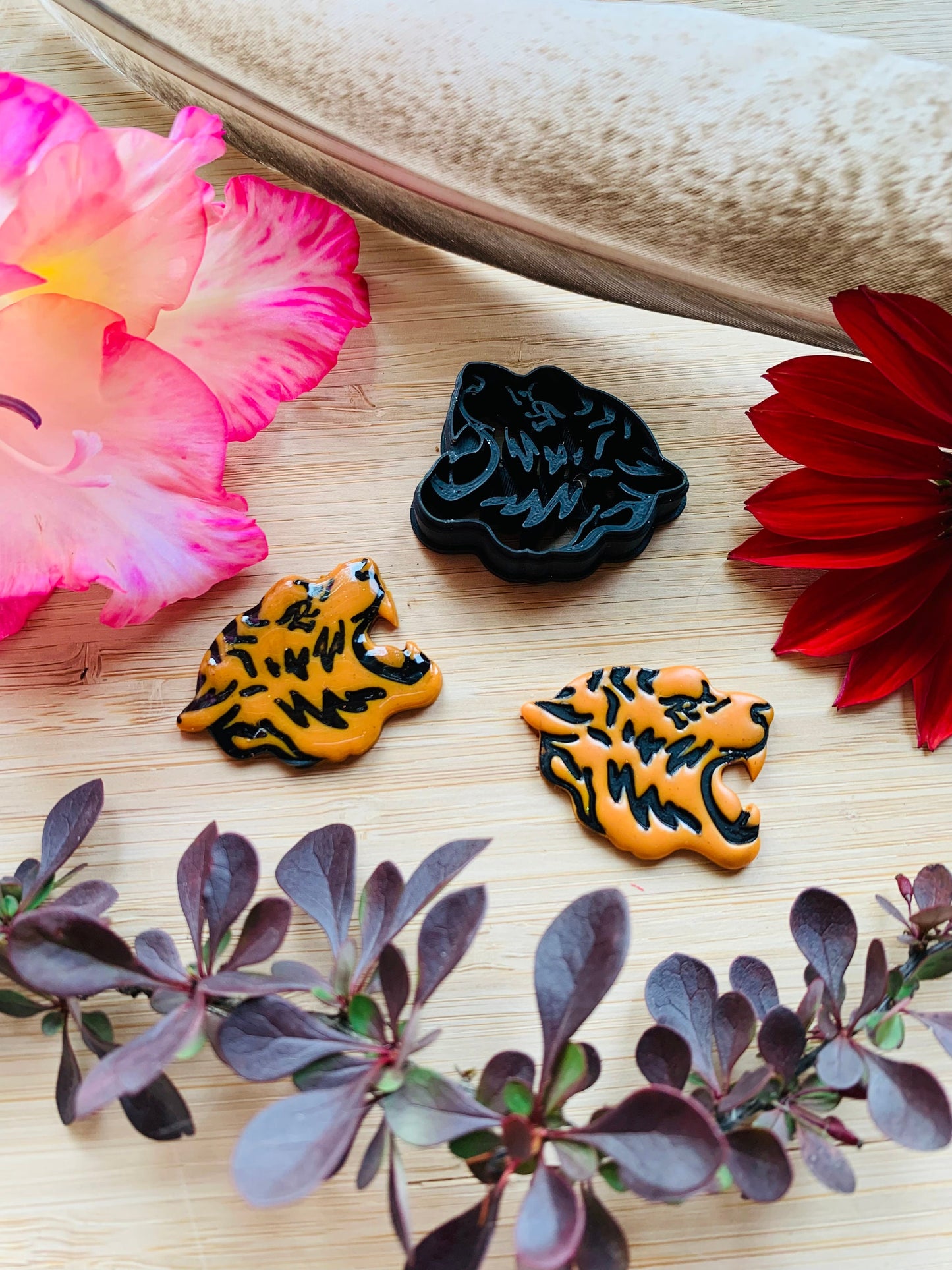 Roaring Tiger Head Sharp Clay Cutter
