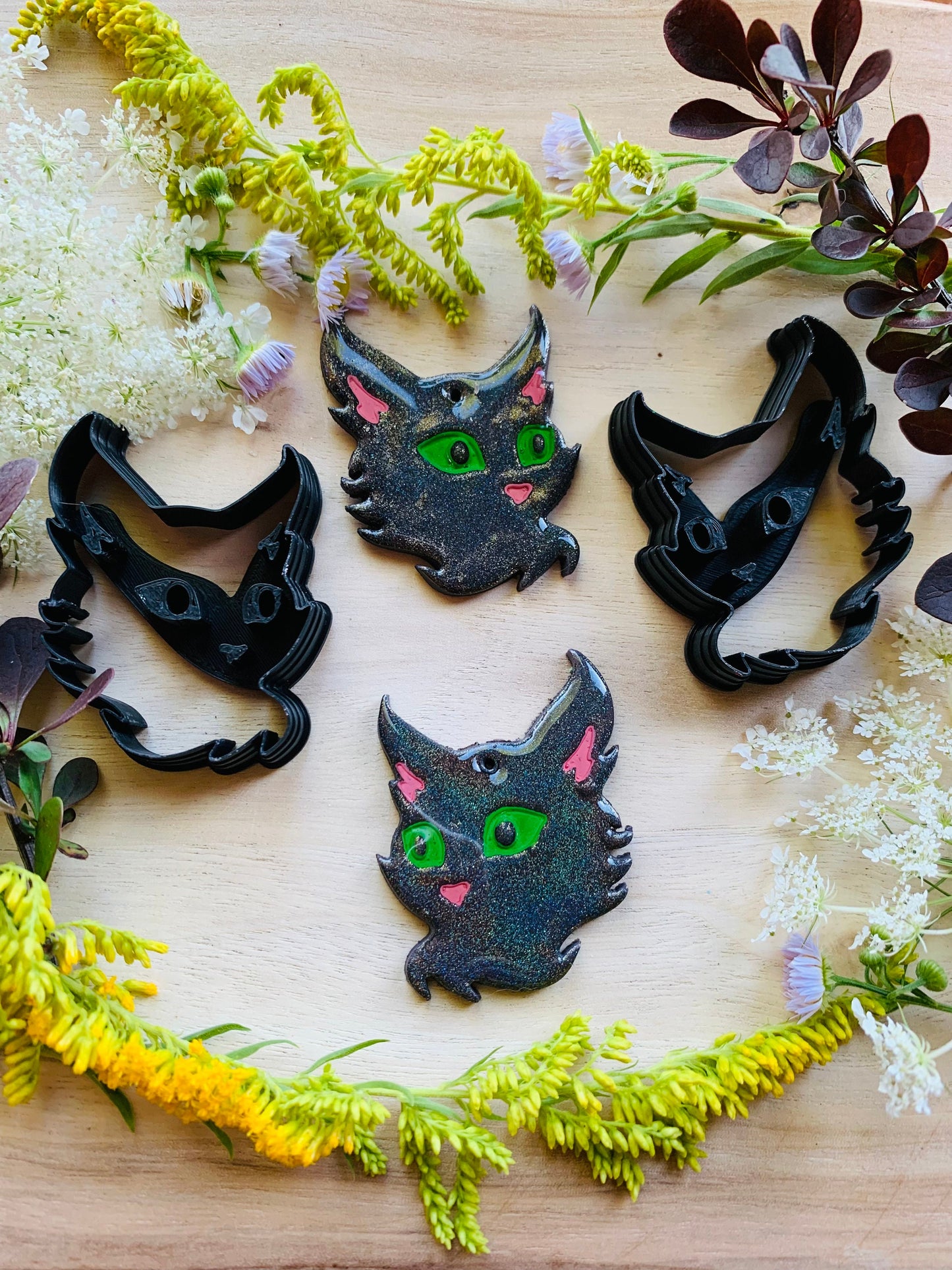 Messy Fur Magic Cat Head - Embossed Sharp Clay Cutters