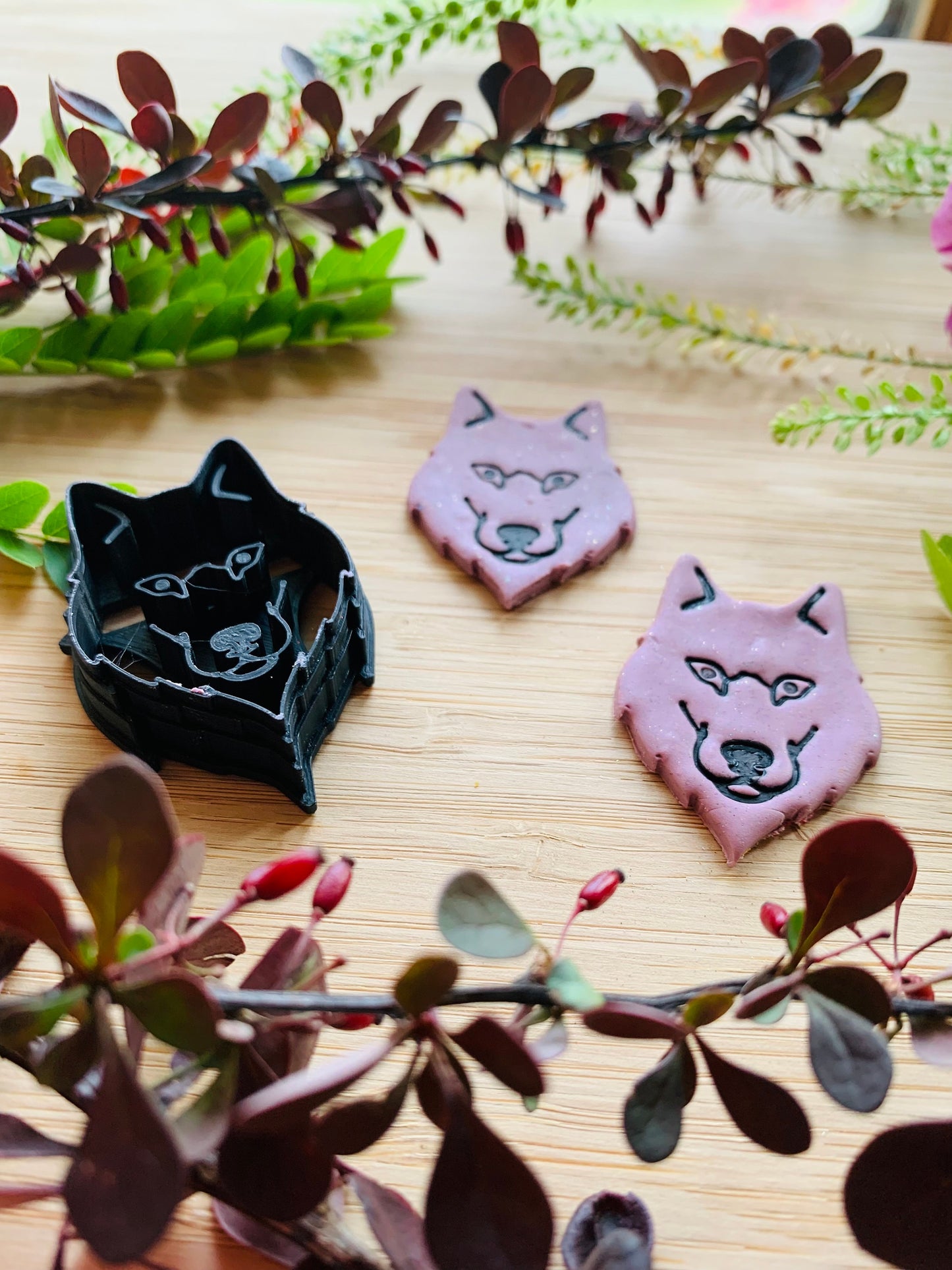 Wolf Head Front Face Sharp Clay Cutter