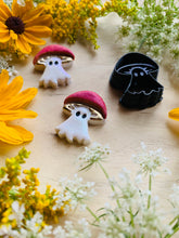 Load image into Gallery viewer, Mushroom Cap Cute Ghost Embossed Sharp Clay Cutter
