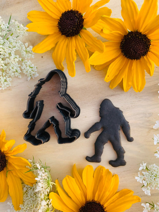 Big Foot Sasquatch Silhouette Outline - Embossed Sharp Clay Cutter