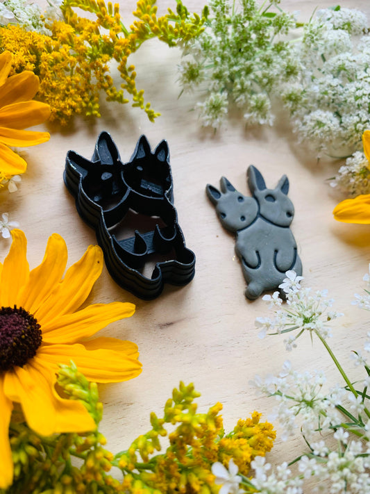 Two Headed Bunny Rabbit Embossed Sharp Clay Cutter