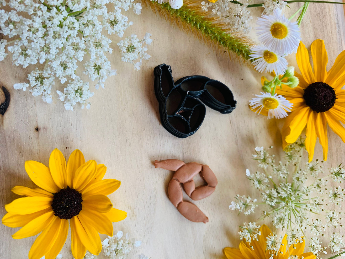 Oktoberfest Linked Sausages - Embossed Sharp Clay Cutter
