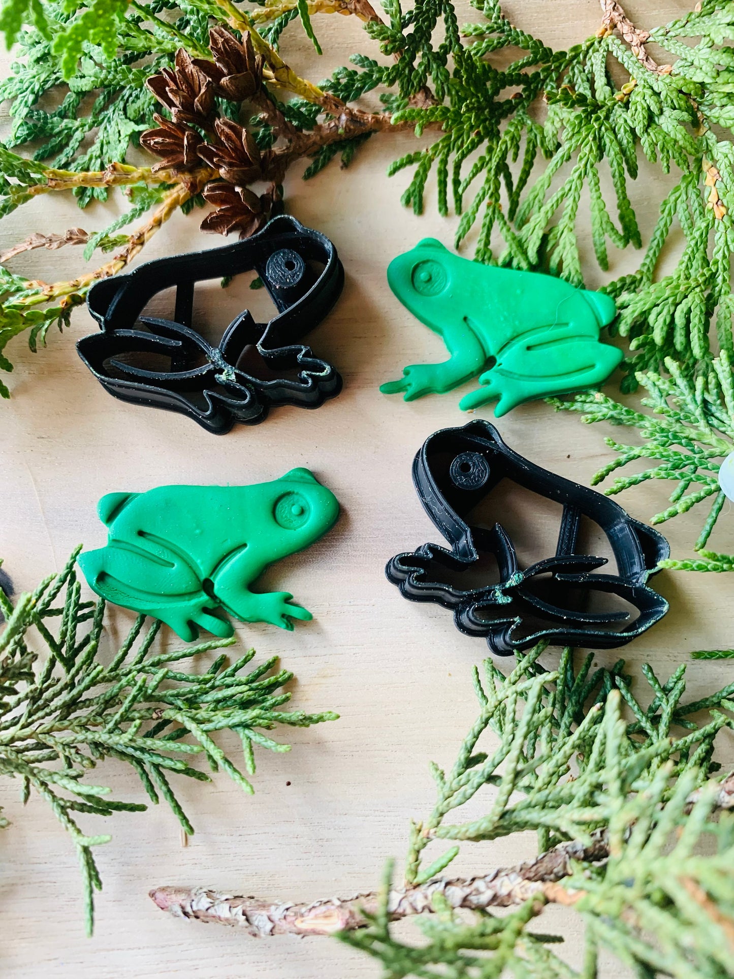 Large Cute Frog Sharp Clay Cutter