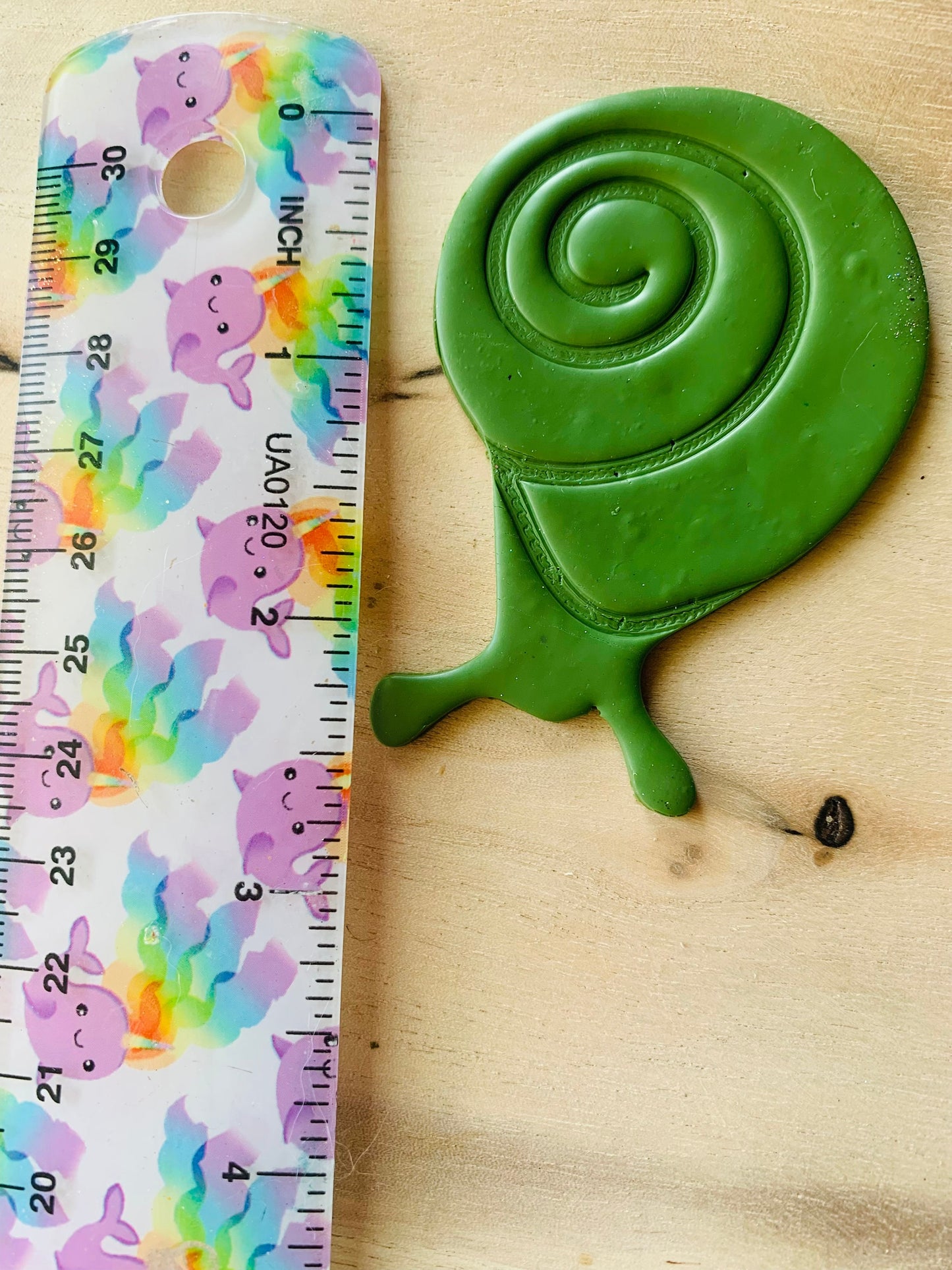 Large Snail Keychain Magnet Size - Embossed Sharp Clay Cutter