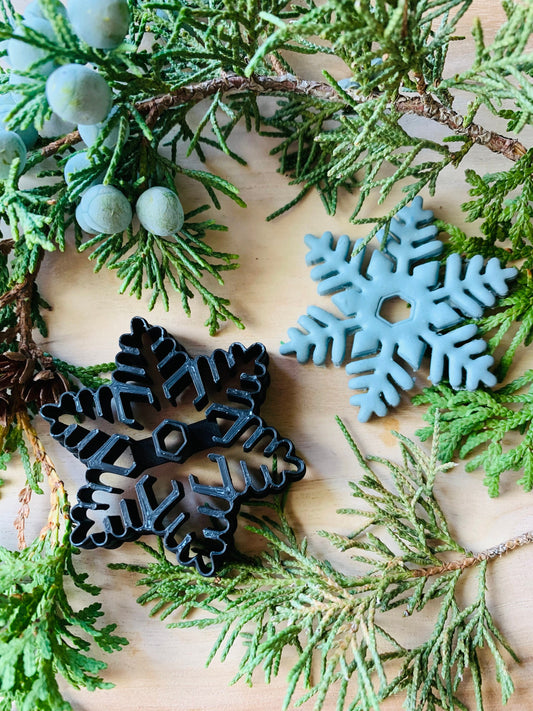 ADVANCED Large Feather Petal Snowflake Sharp Clay Cutter