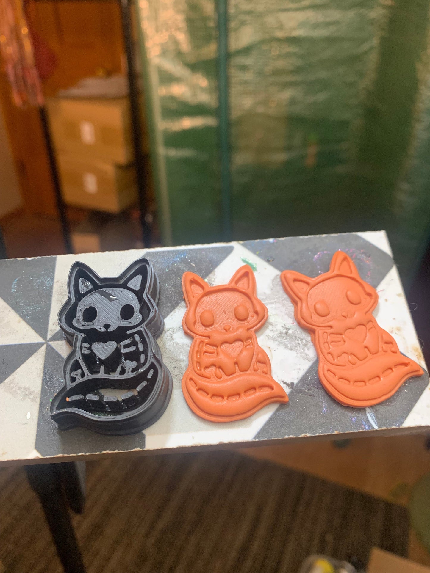 Skeletal Fox - Embossed Sharp Clay Cutters