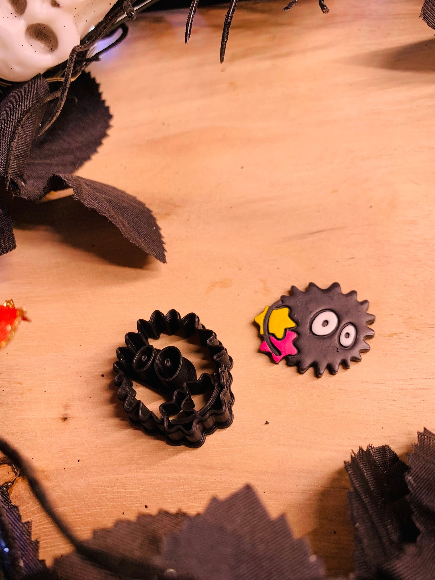 Oversized Fuzz Ball Soot Sprite Clutching Star Toys Earring Clay Cutter