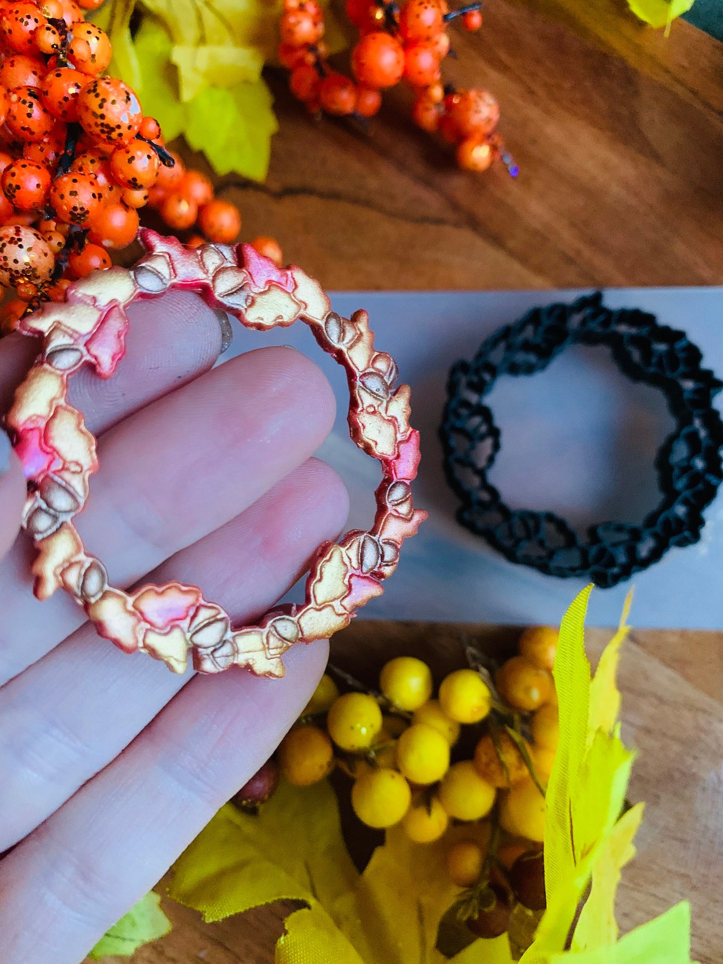 Wreath of Acorns and Oak Leaves Embossed Sharp Cutter for Clay and More