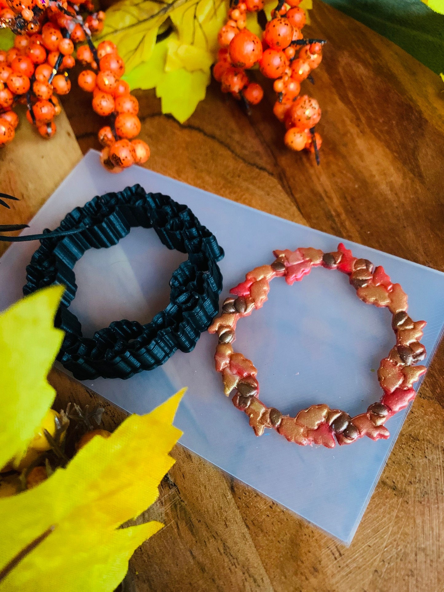 Wreath of Acorns and Oak Leaves Embossed Sharp Cutter for Clay and More