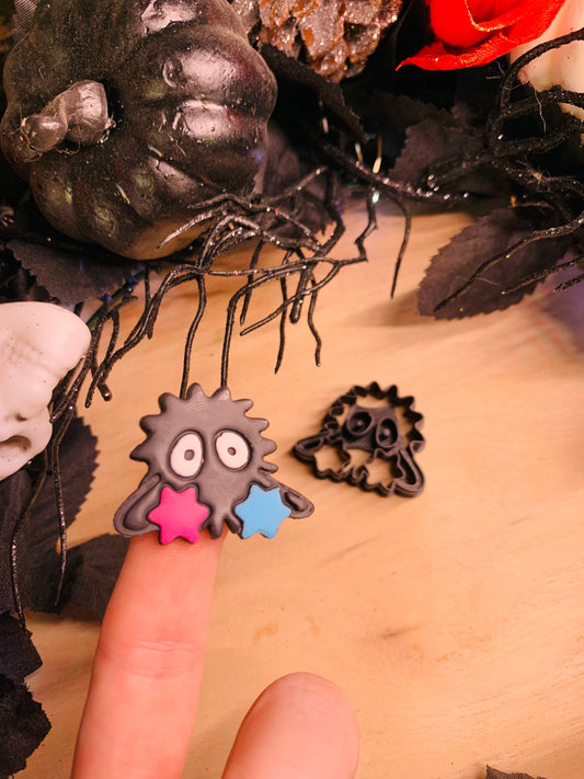 Oversized Fuzz Ball Soot Sprite with Pom Pom Toys Earring Clay Cutter