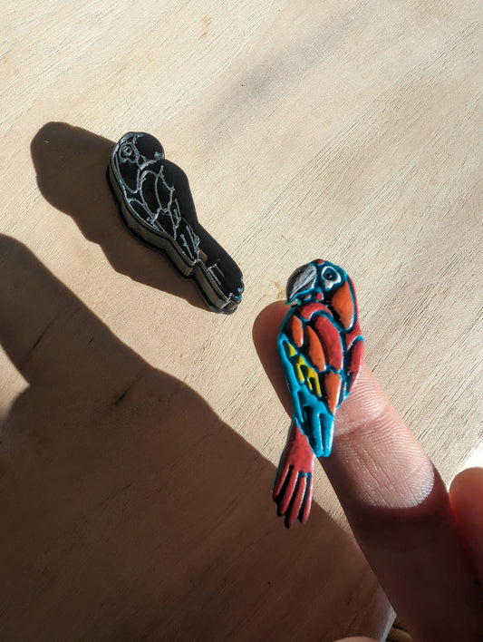 Parrot Macaw Bird Resting Sharp Clay Cutter