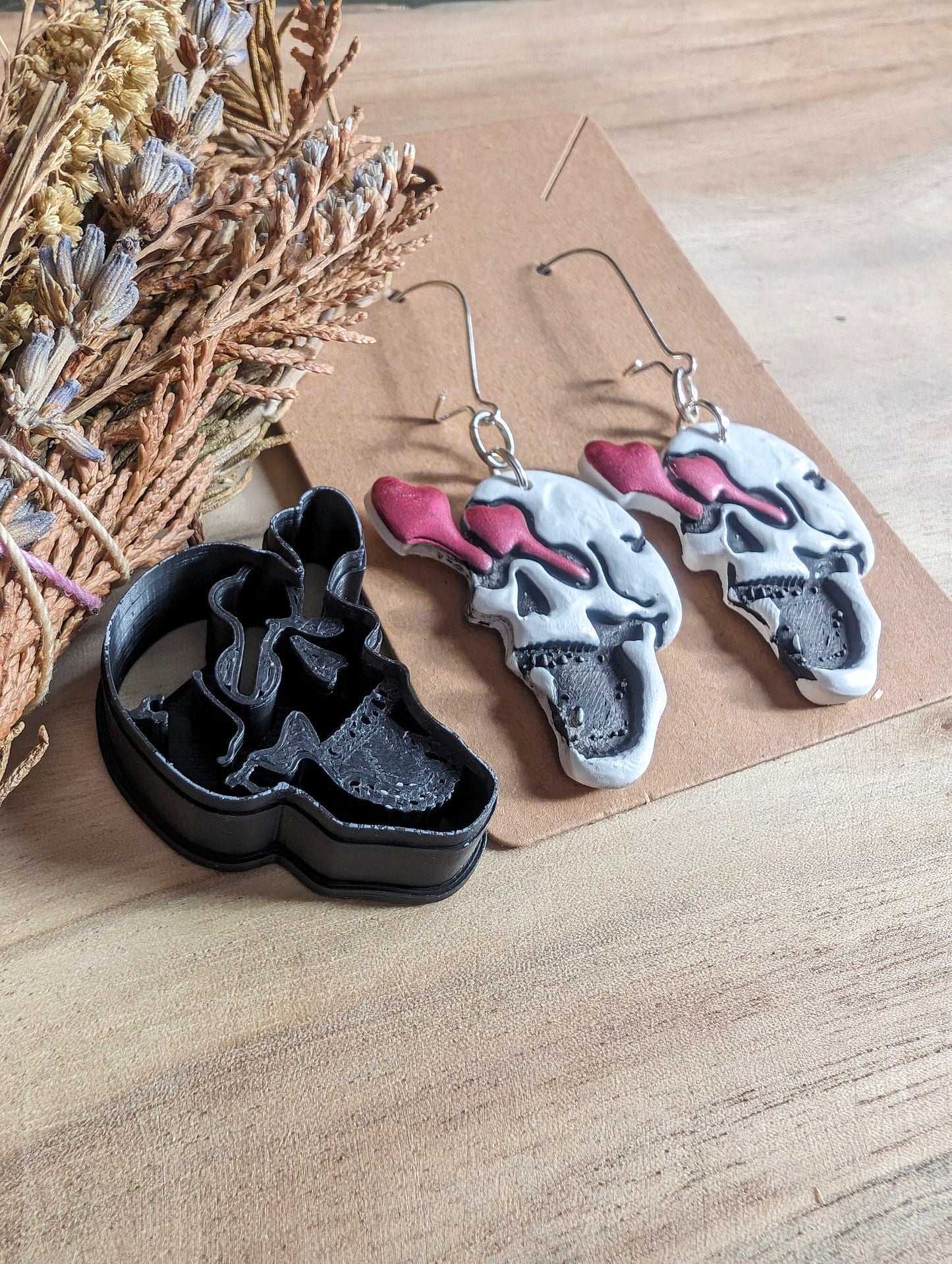 AWOOGAH Popping Heart Eyes Skull Embossed Sharp Cutter for Clay Earrings