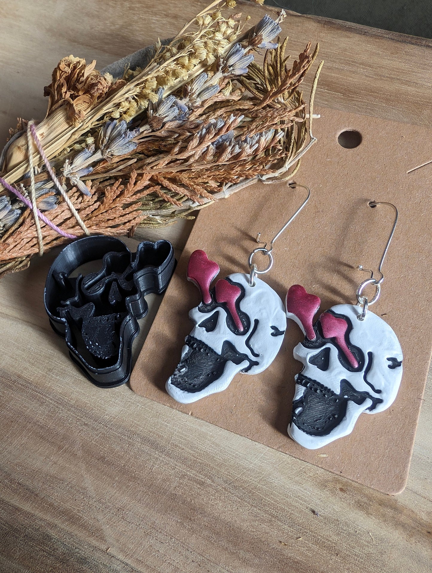 AWOOGAH Popping Heart Eyes Skull Embossed Sharp Cutter for Clay Earrings