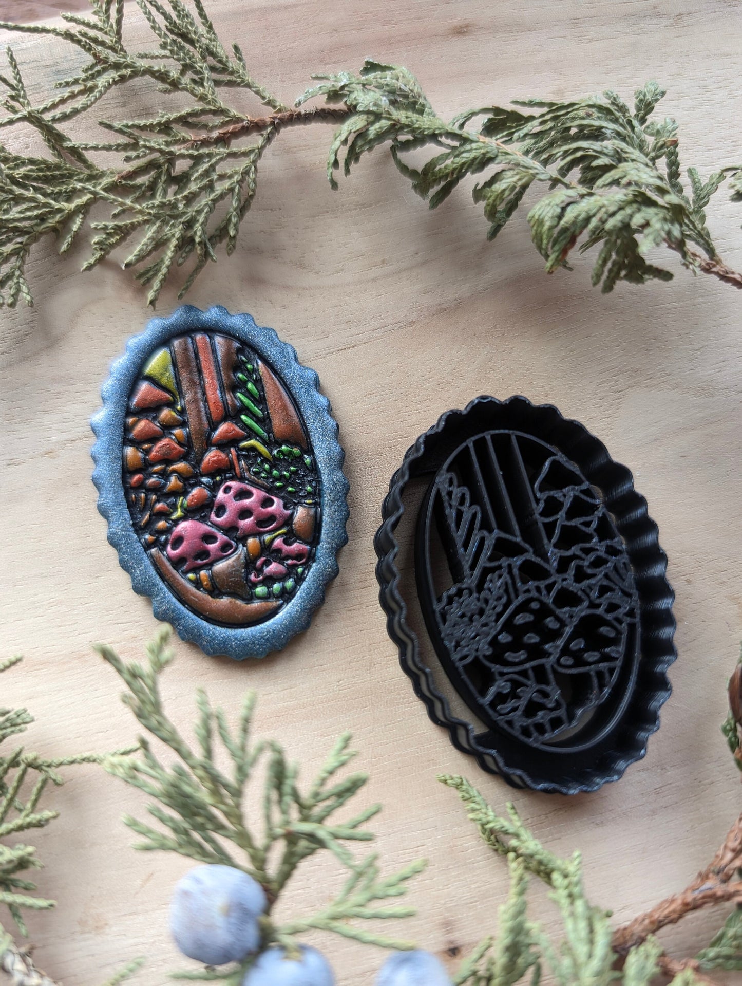 50mm Scalloped Oval Frame with Mushroom Forest Scene Embossed Sharp Cutter for Clay Earrings