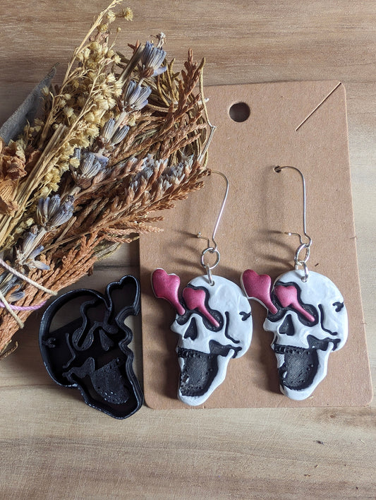 AWOOGAH Popping Heart Eyes Skull Embossed Sharp Cutter for Clay Earrings