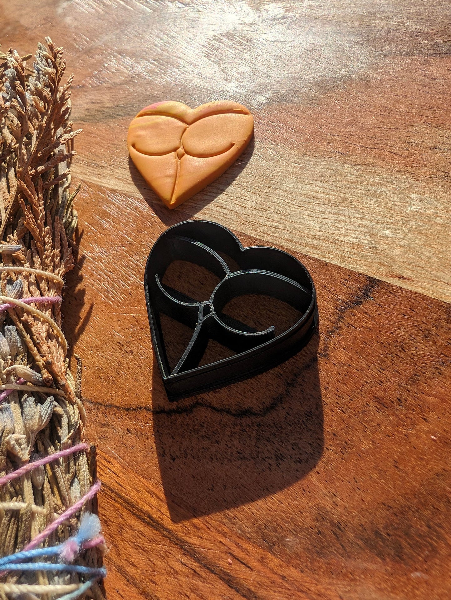 Smaller Booty Heart Butt Earring Embossed Sharp Clay Cutter