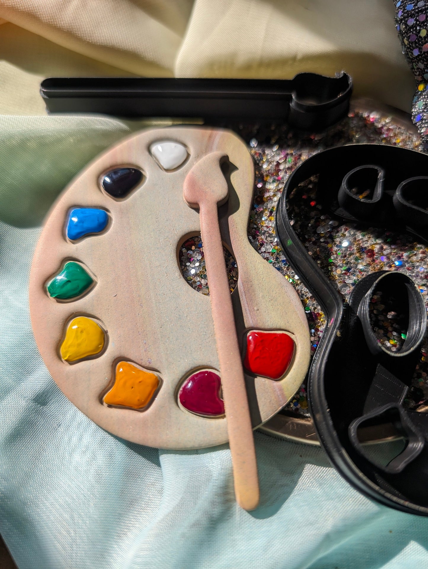 XL Paint Palette and Brush Sharp Clay Cutter
