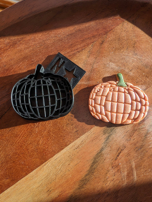 Disco Pumpkin Shape Sharp Cutter for Cay